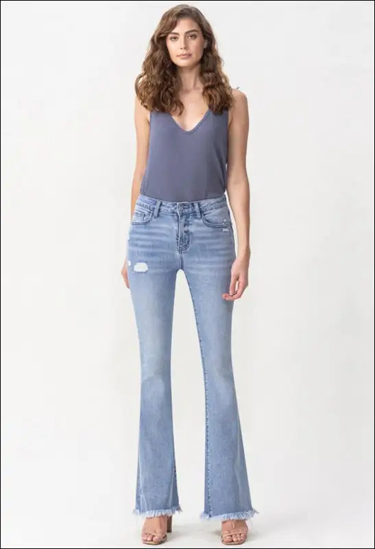 Full Size Evie High Rise Fray Flare Jeans e42 | Emf - 00