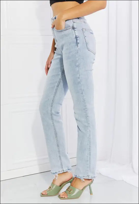 Full Size Raw Hem High - Waisted Jeans e46 | Emf - Women’s