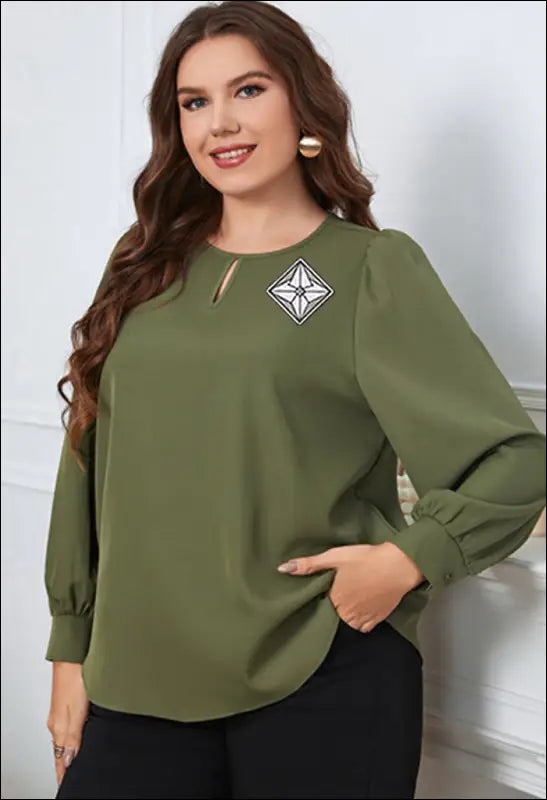 Popular Early Spring round Neck Long Sleeved Green Plus